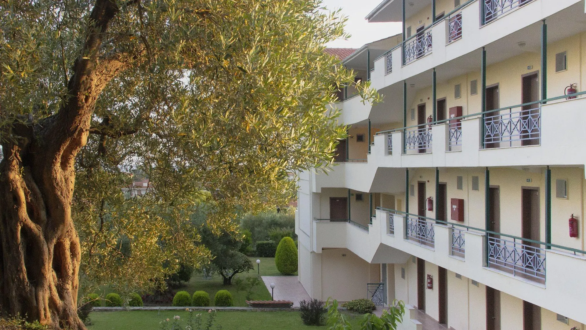 Julia Hotel Fourka Greece