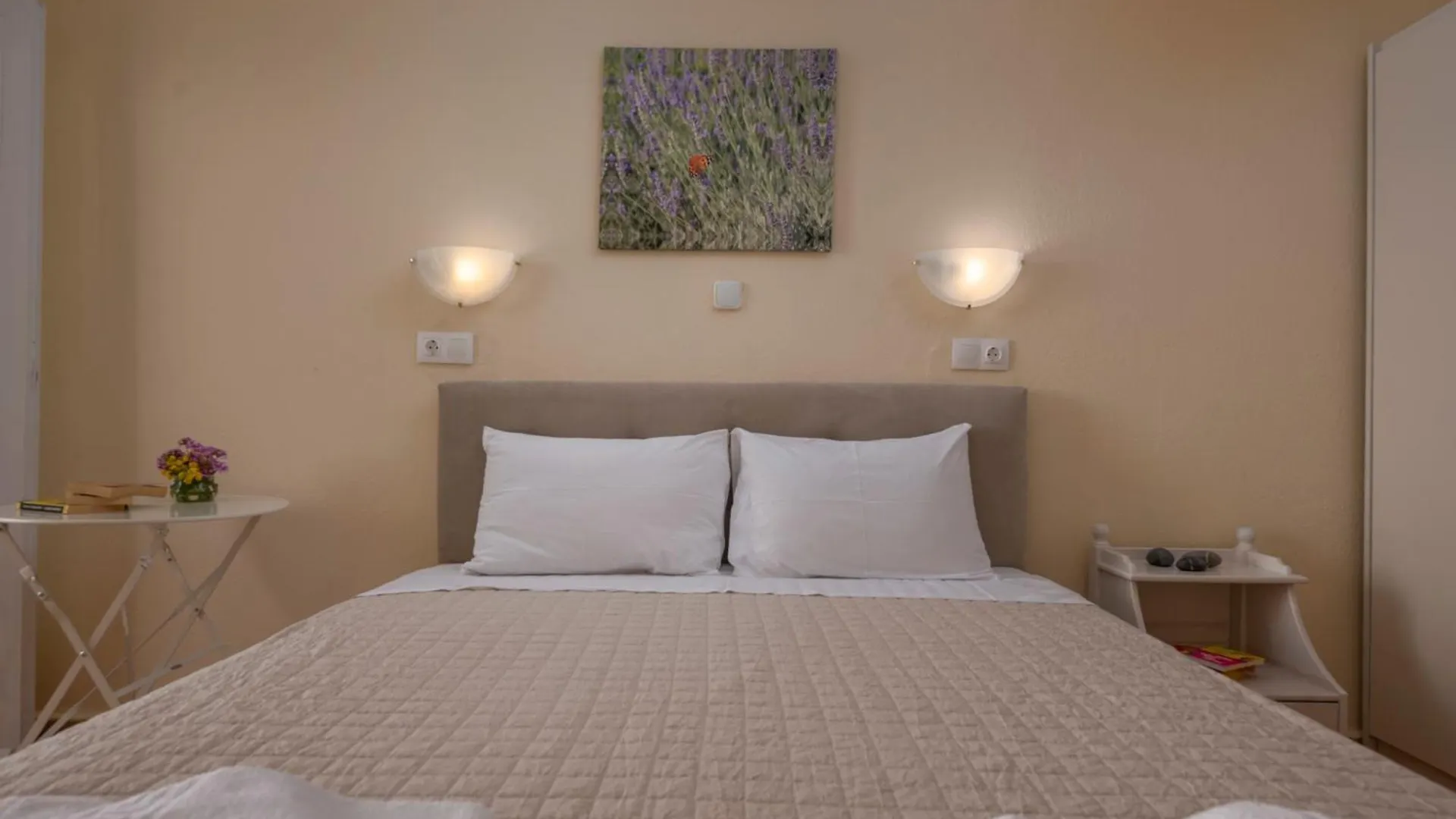 Julia Hotel Fourka